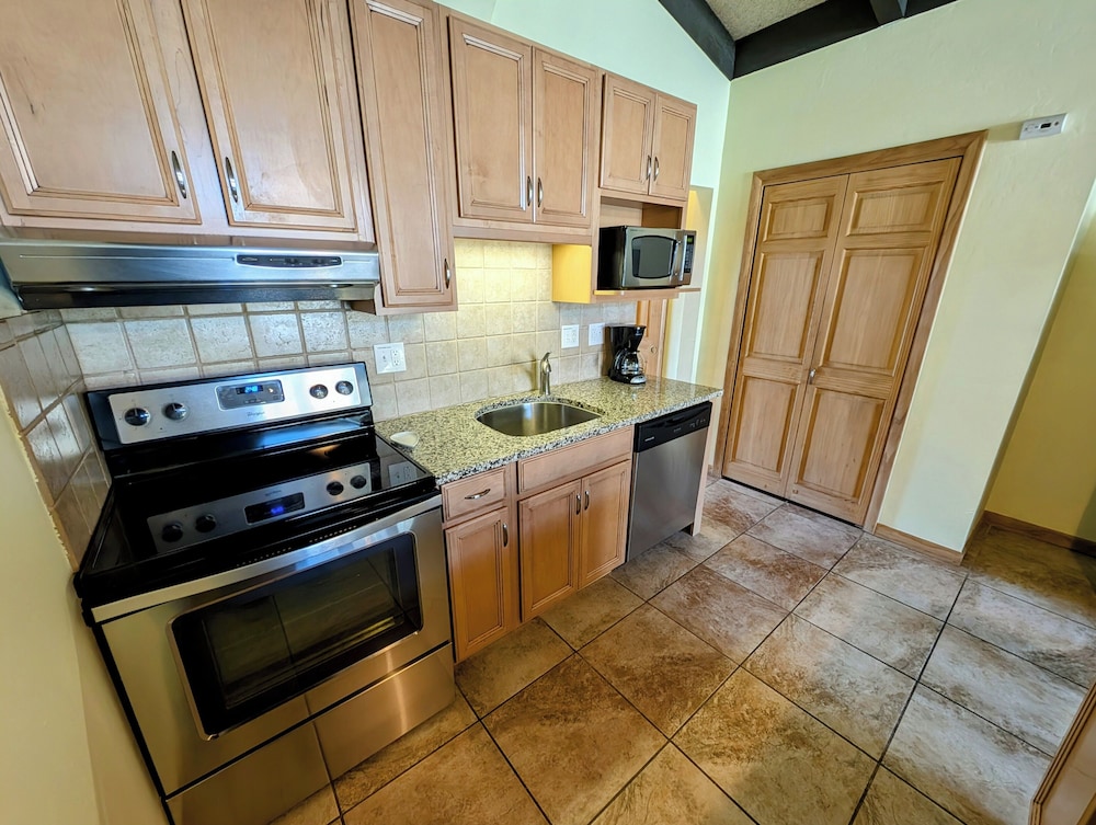 Key Condo 2934a