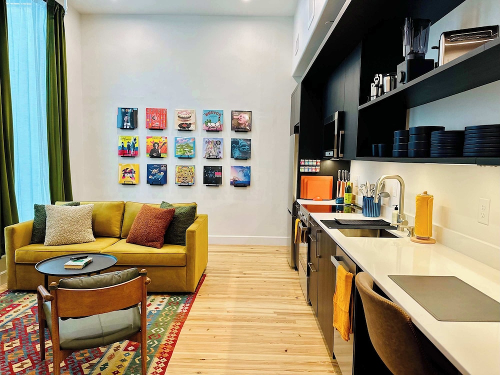 Loft 307 The William Vinyl Downtown Vibes
