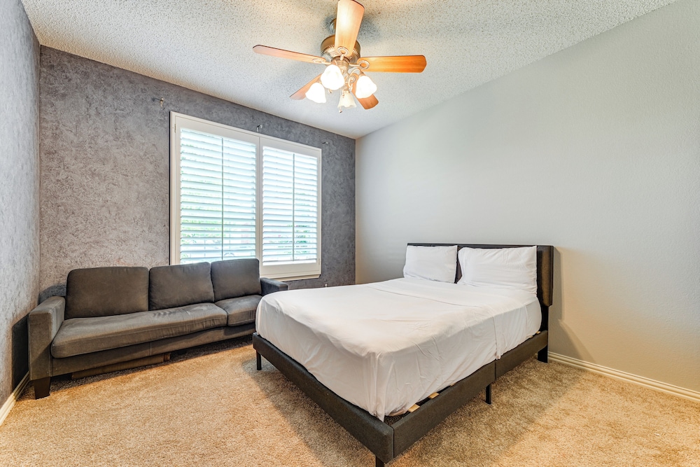 DFW Sports Hub: Home w/ Pool & Hot Tub in Frisco!