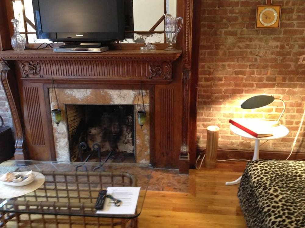 Lincoln Center Apartments