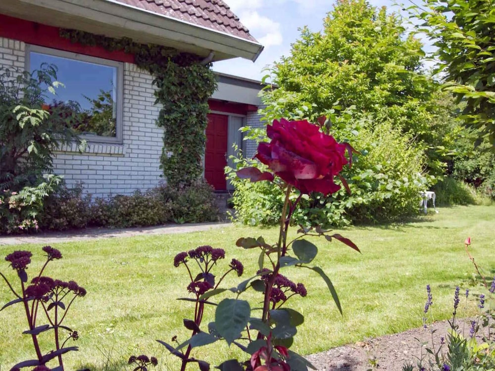 5 Star Holiday Home in Give