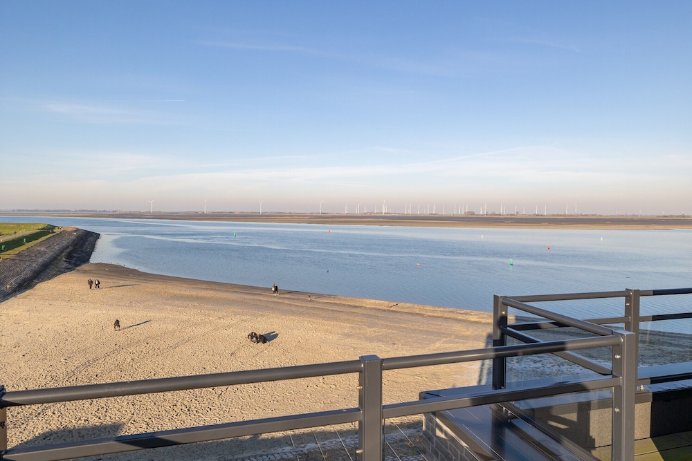 Penthouse in Sint-annaland by the Beach