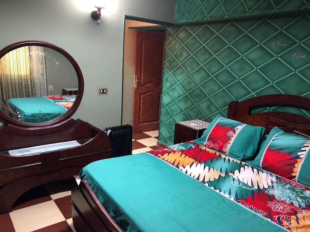 Explore Cairo From A Cozy Designed apt