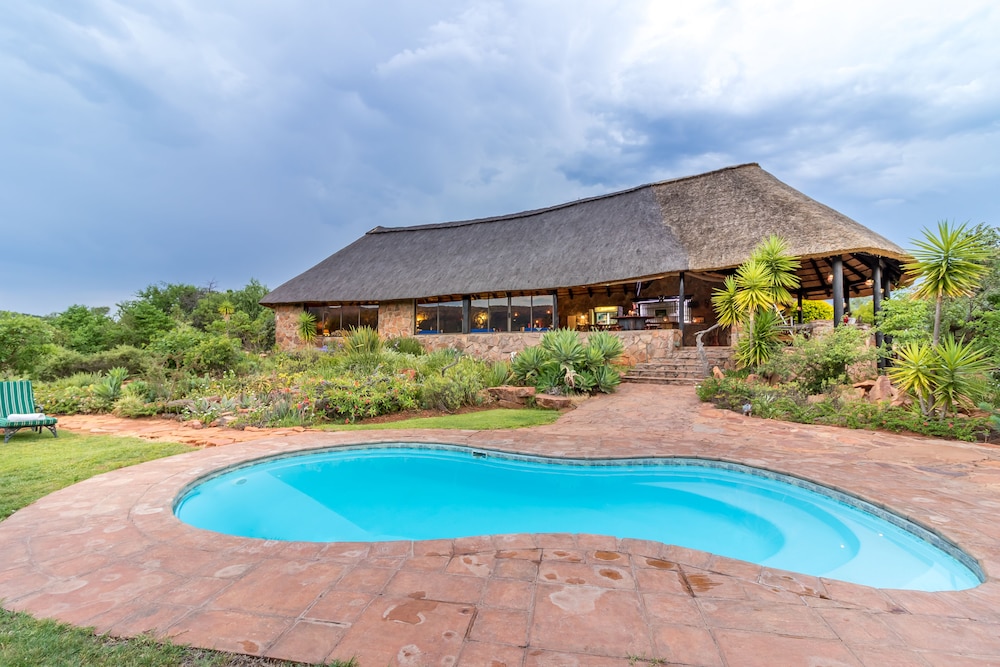 Iketla Lodge - Image 3