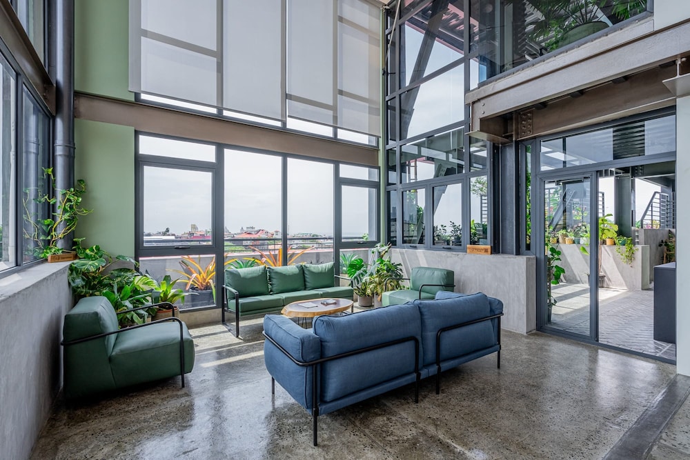 w Majestic 1BR w Fantastic Deco in Casco View