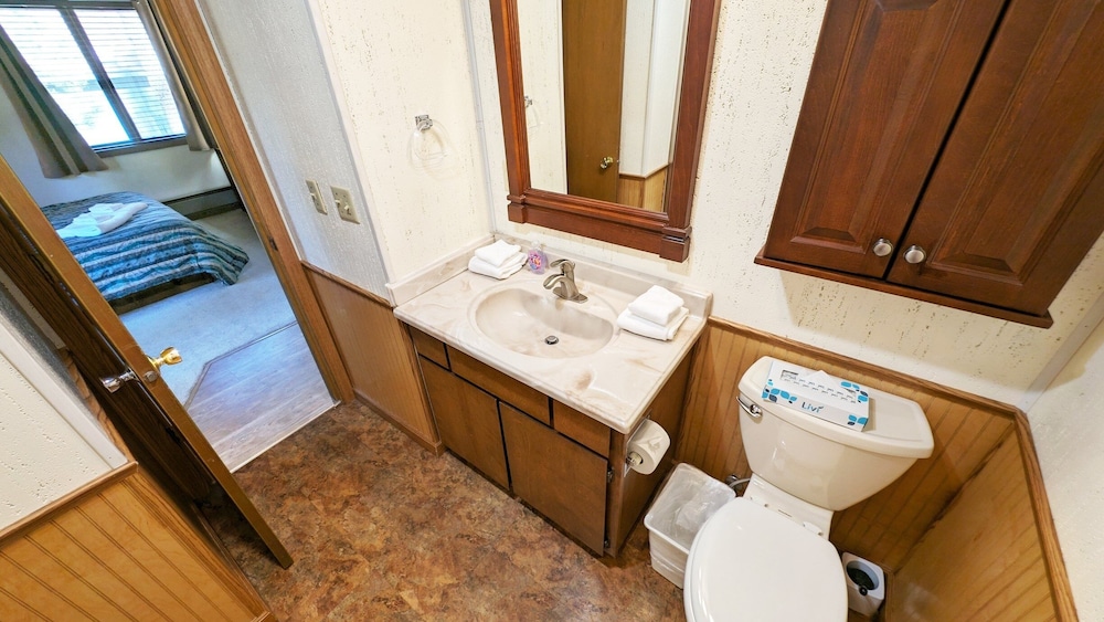 Bobcat 7 2 Bedroom Home