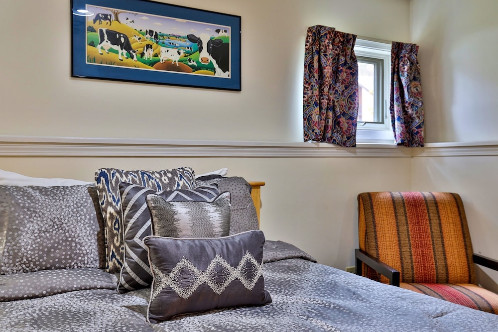 Pico Mountain Condo F106 3 Bedroom Home