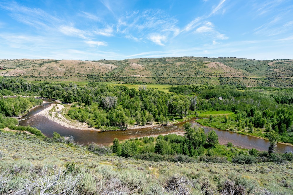 Evanston Vacations - Tranquil Wyoming Cabin Near Uintas - 105 Acres! - Property Image 11