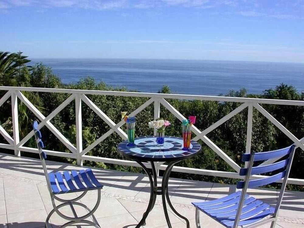 Cape Rose Cottage