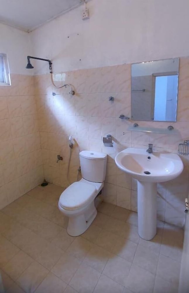 New Araliya Resort