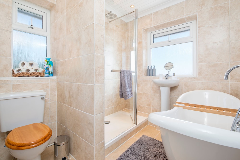 2Bd House With Stunning Views Of The Sea And Gower