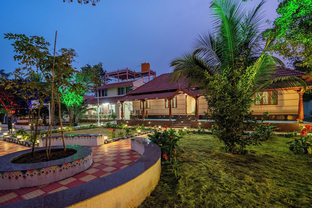 APR Villa by Alaya Stays