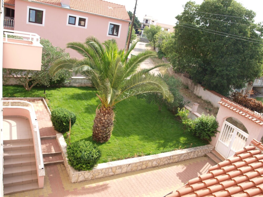 Apartment Mrkić / Four Bedroom A1 view 4