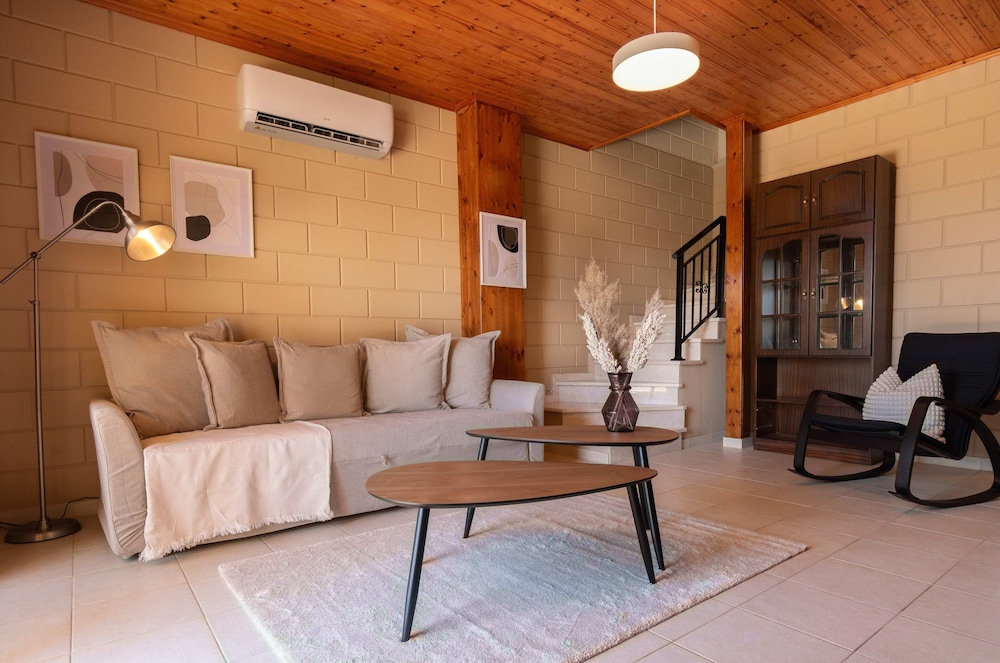 Paphos Vacations - Phaedrus Living Argaka Zen Residence - Property Image 1