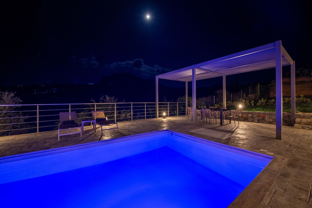 Villa Prinos Private Pool