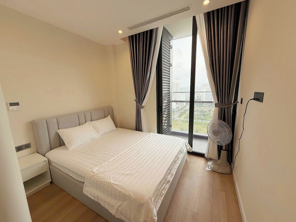 Halong Seaside Retreat