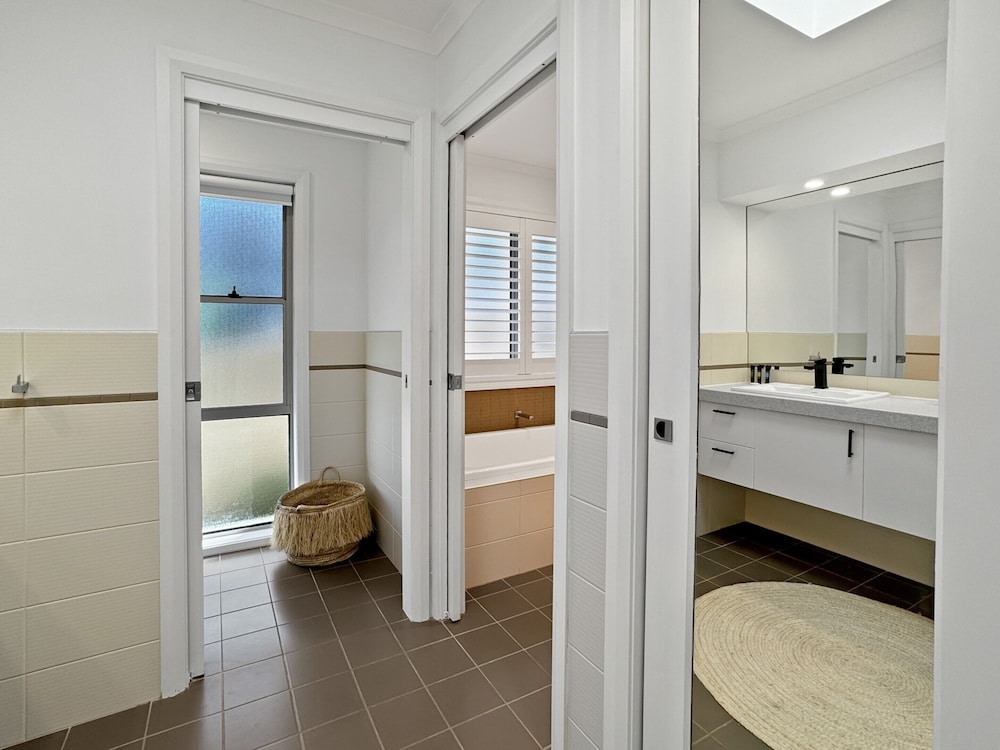 Serene Luxury Retreat on Malua Bay