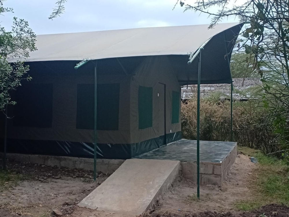 Mara Duma Luxury Camp