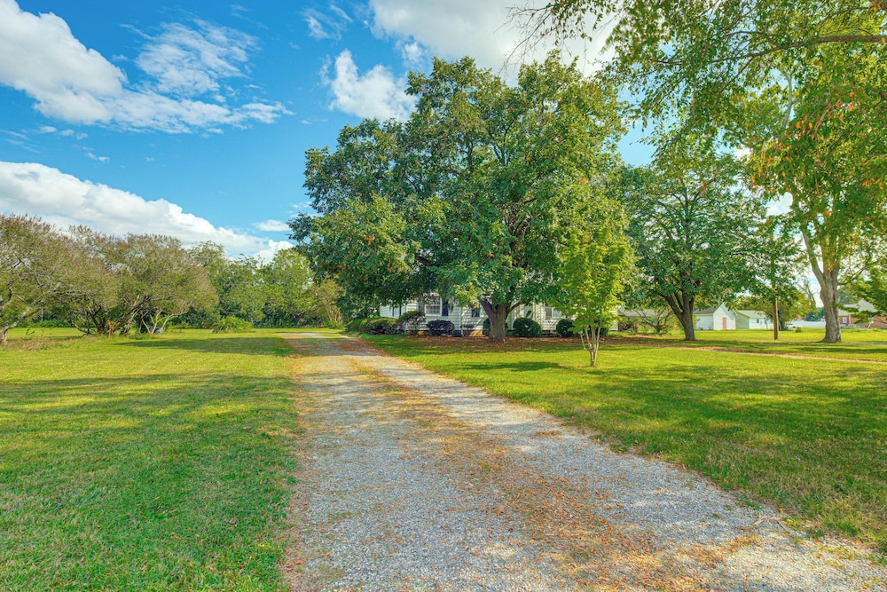 Walk to Dtwn Warsaw: Family Home w/ Deck!