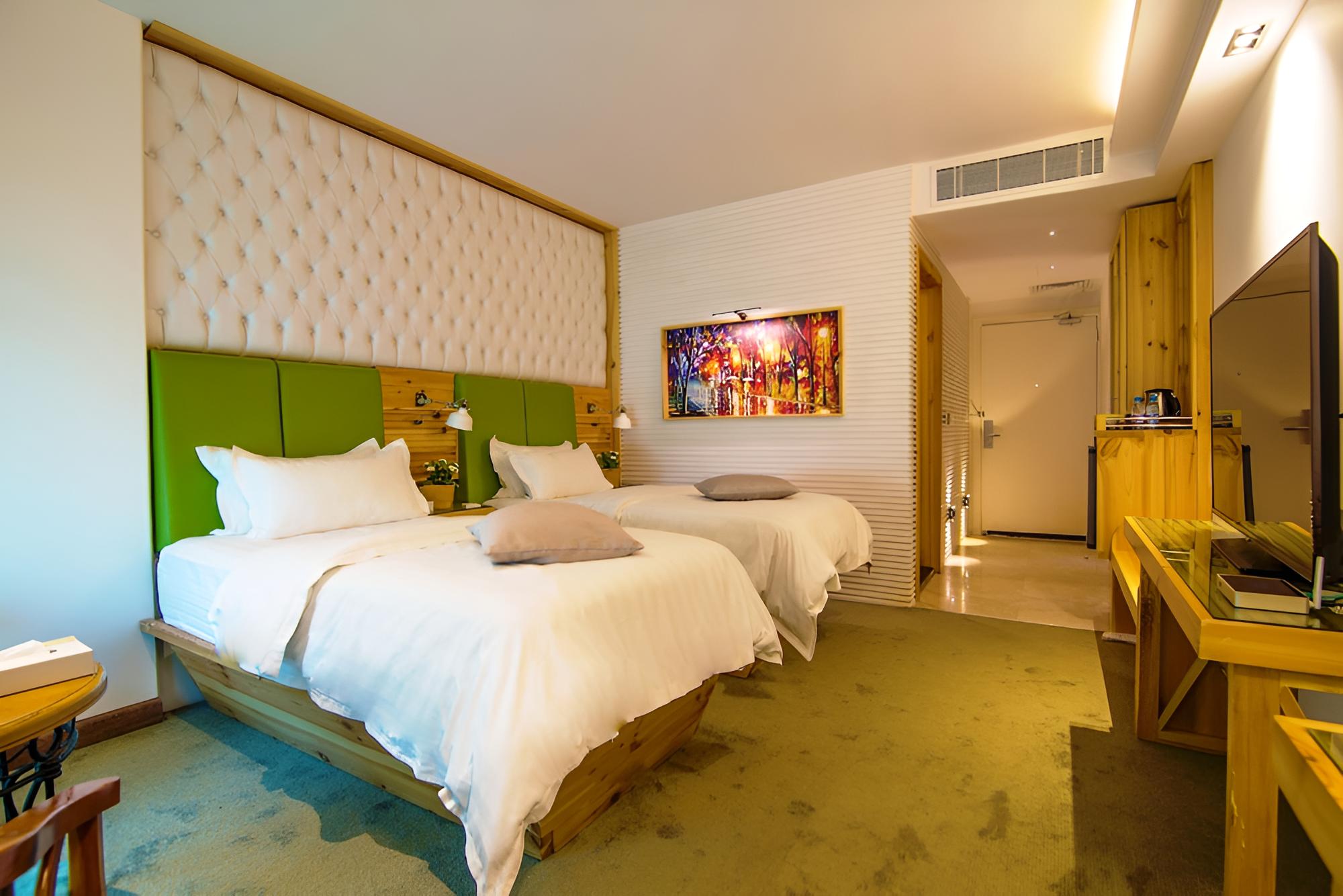 Aquarium Hotel