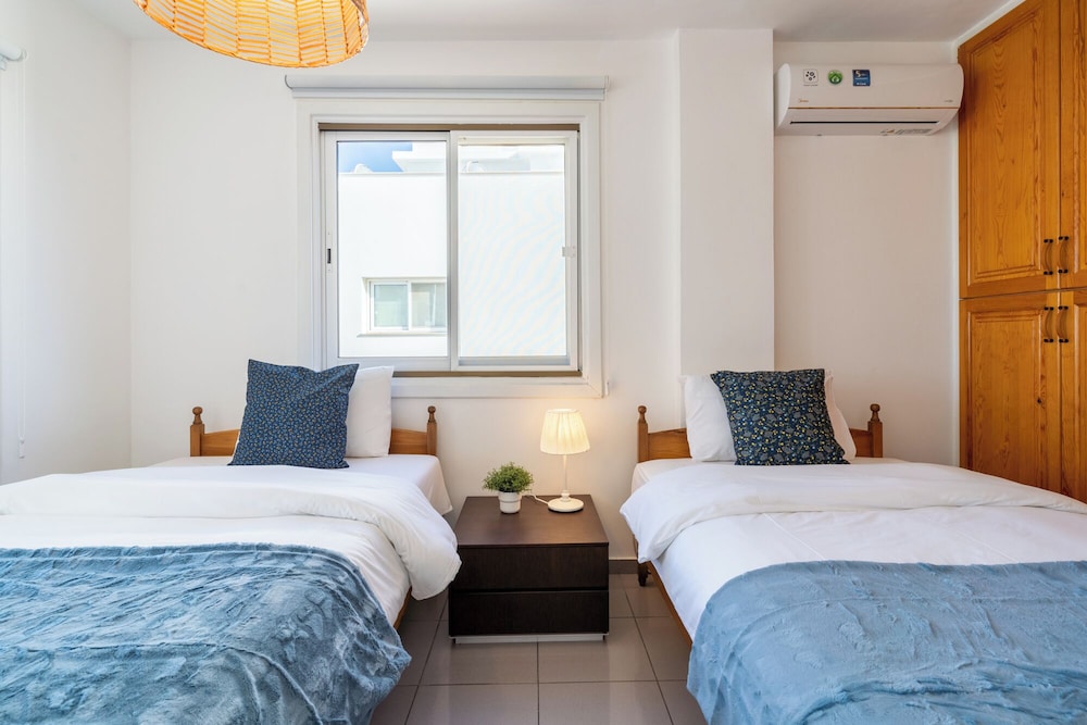 Jayde 2-BR Apt. & Balcony in Larnaca