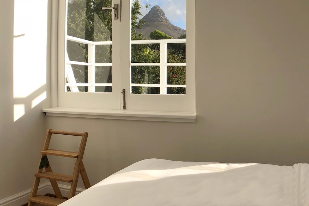 No 16 - Sea Point Row House