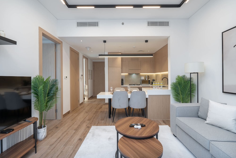 Stylish Minimalist 2-bedroom in Jumeirah Village Circle
