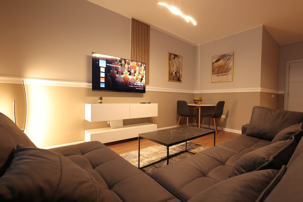 Grandstay Apartments 66
