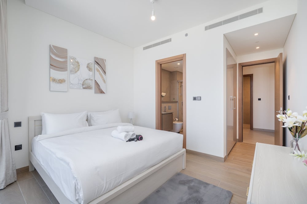 Refined Urban Living 1 Bebdroom at Sobha Waves Grande