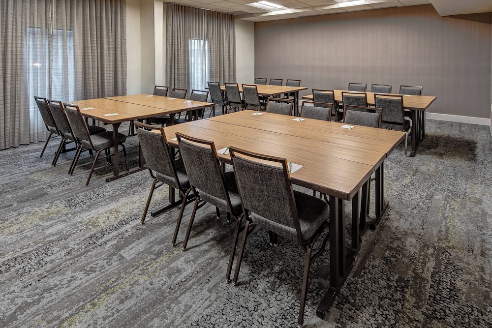 Courtyard By Marriott Vanderbilt-West End 41