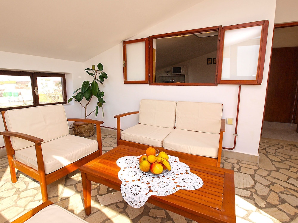 Apartment Mirjana 734