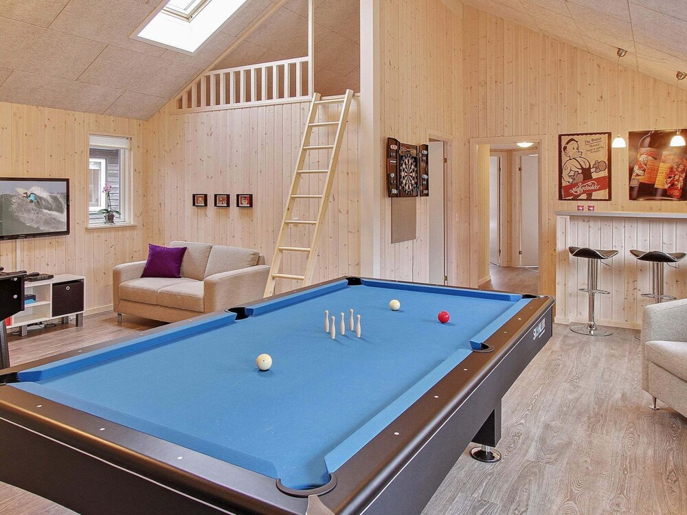Luxury Pool Retreat in Henne - By Traum Ferienwohnungen view 3