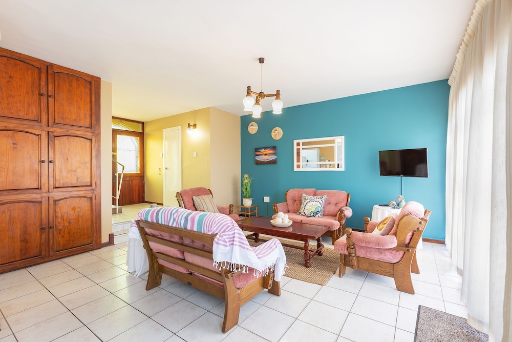 Port Edward Ocean View Duplex view 5