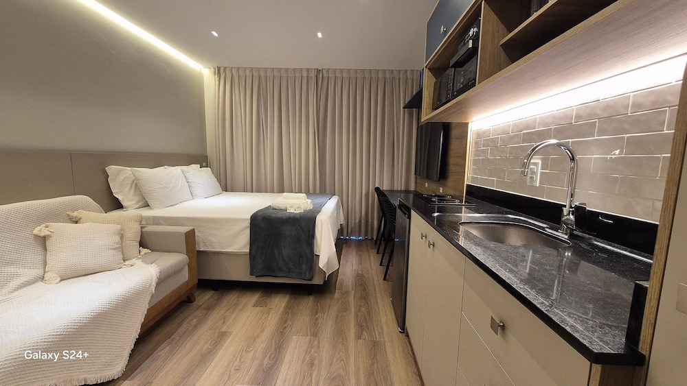 Studios With Side Sea View at Penha Spot PSO - L