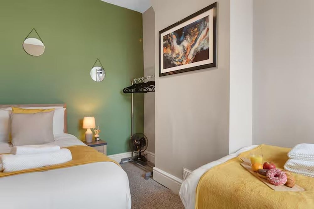 Stylish 3-bedroom Home 14mins to Co-op Live Arena