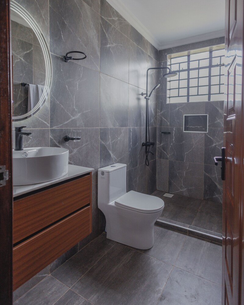 Skyhut Boutique House