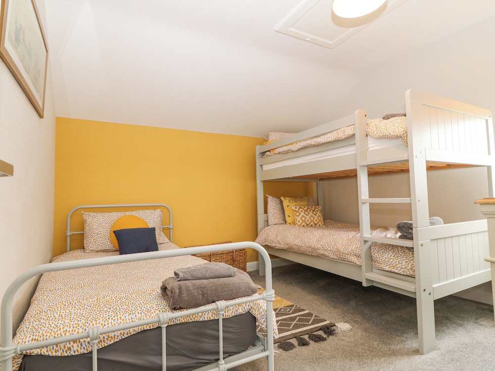 7 Parc Delfryn