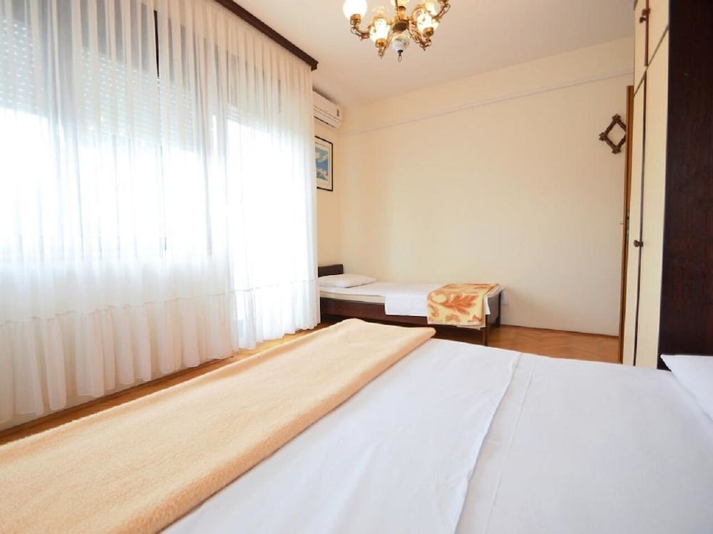 Ruža - Comfortable 2 Bedrooms Apartment - A1 view 3