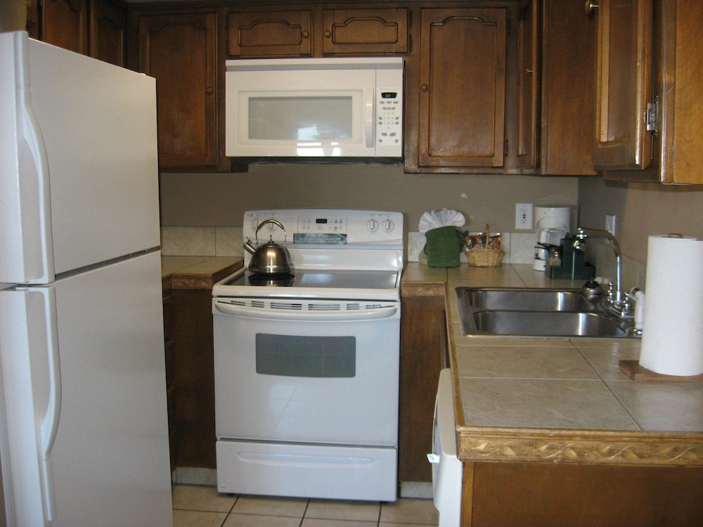 Lake Tahoe Vacations - Beachcomber Inn - Property Image 49