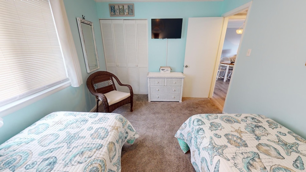 Lighthouse Point 2 by Tybee Vacation Rentals