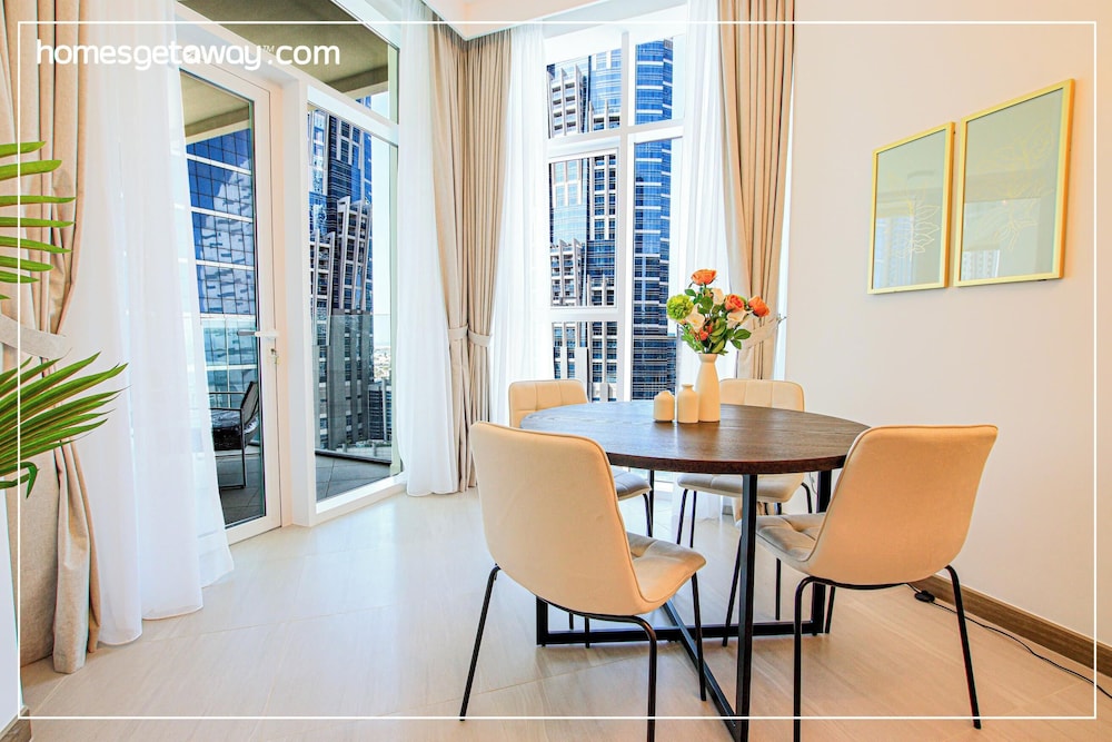 1BR Apt Residence Along Business Bay Canal