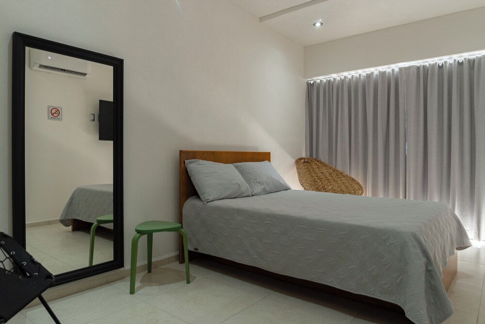 Apartment with pool 3 beds in Acapulco