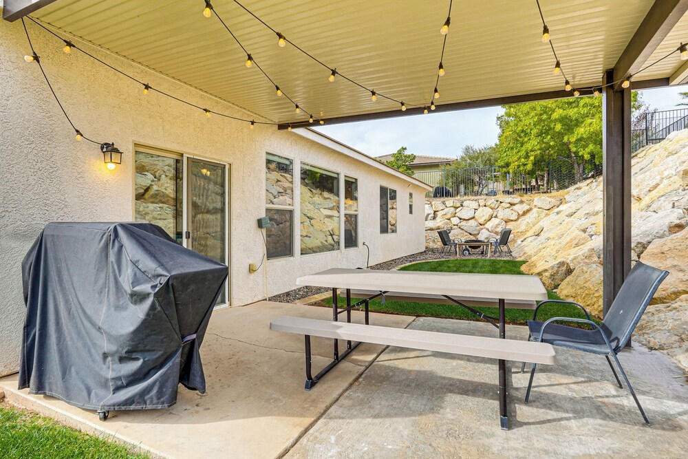 Home w/ Game Room: Near Zion National Park!