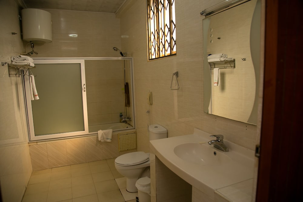 Accra Vacations - Ange Hill Hotel - Property Image 2