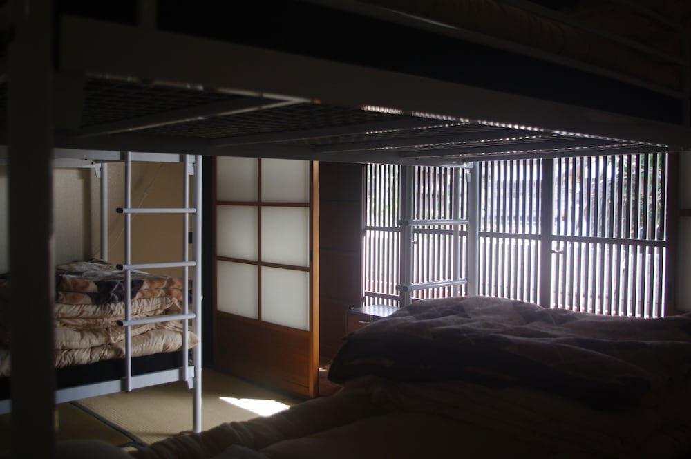 Guest House Hagi Akatsukiya - Hostel