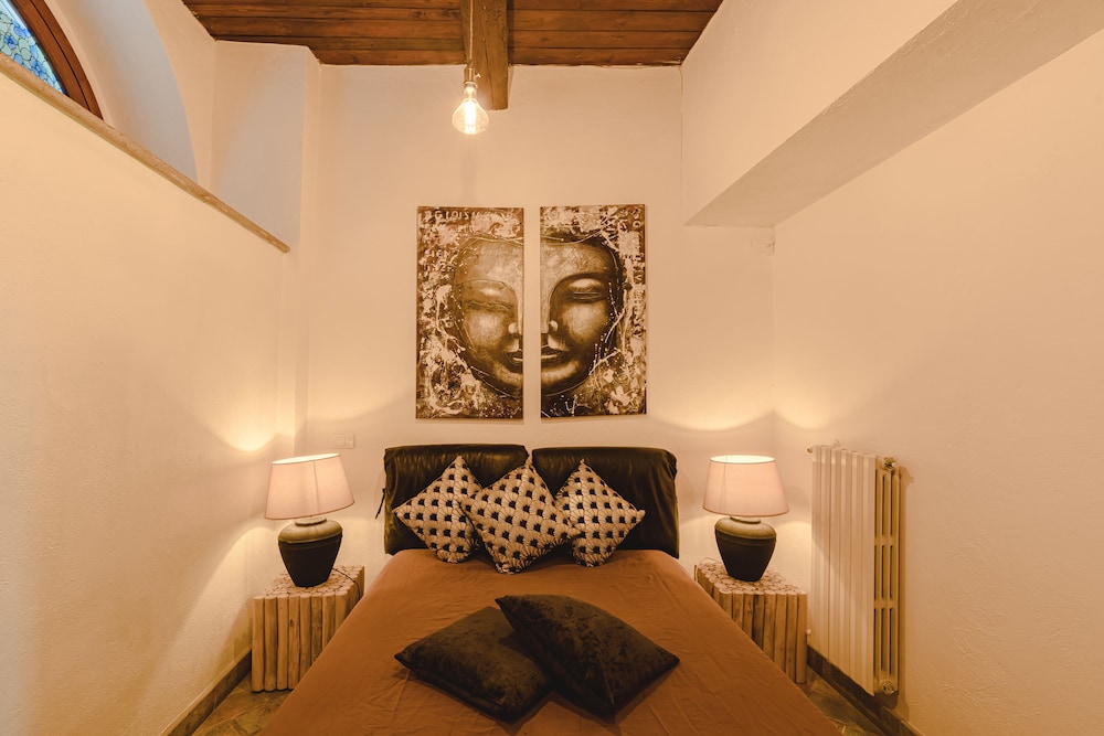 Grottino Love Luxury
