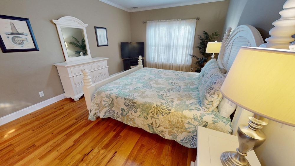 1308 Lovell Avenue by Tybee Vacation Rentals