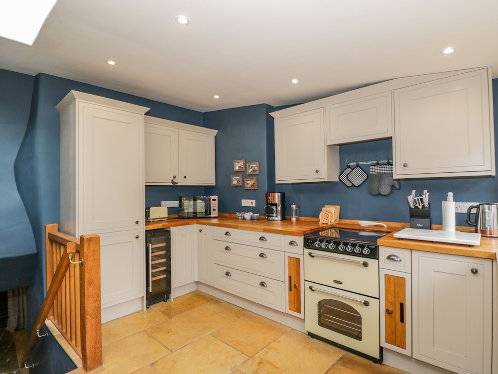 Fox Den Cottage