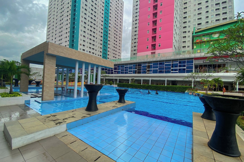 Soft And Strategic Studio At Green Pramuka City Apartment