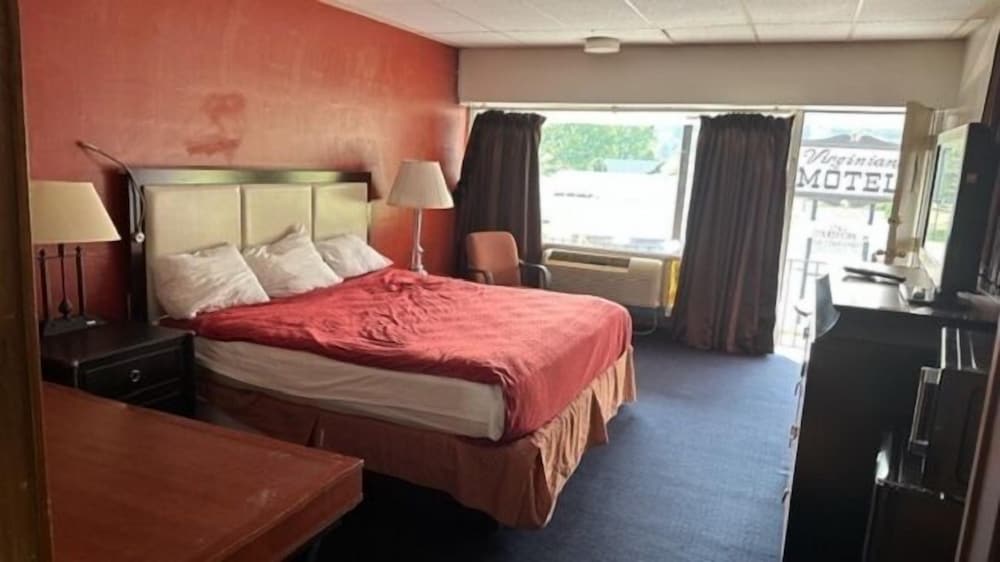 Virginian Motel